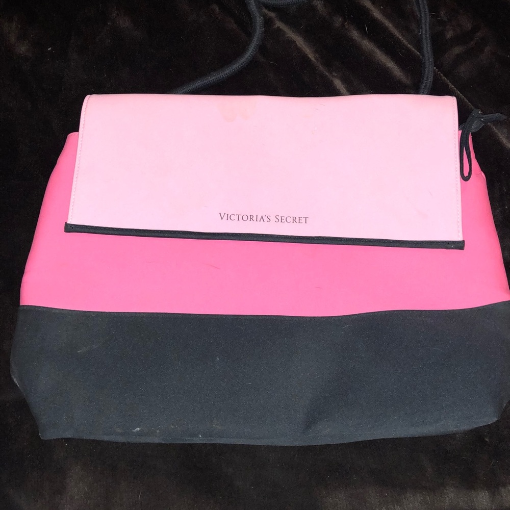 Victoria’s Secret cooler bag